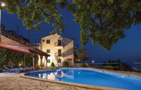 Location maison de vacances à Podstrana