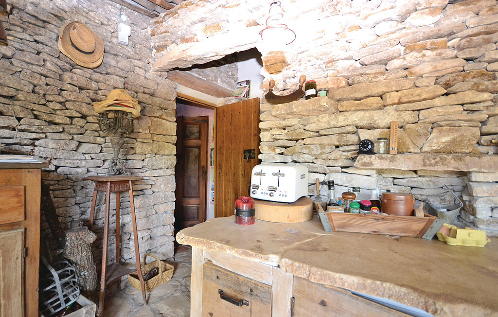Maison en pierre Luberon, 10 000 m² sans vis-à-vis - Photo 14