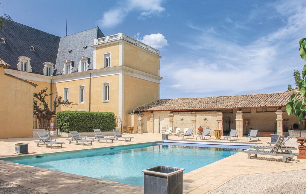 Château XVIIIe avec piscine et parc à Pont-Saint-Esprit - Photo 9