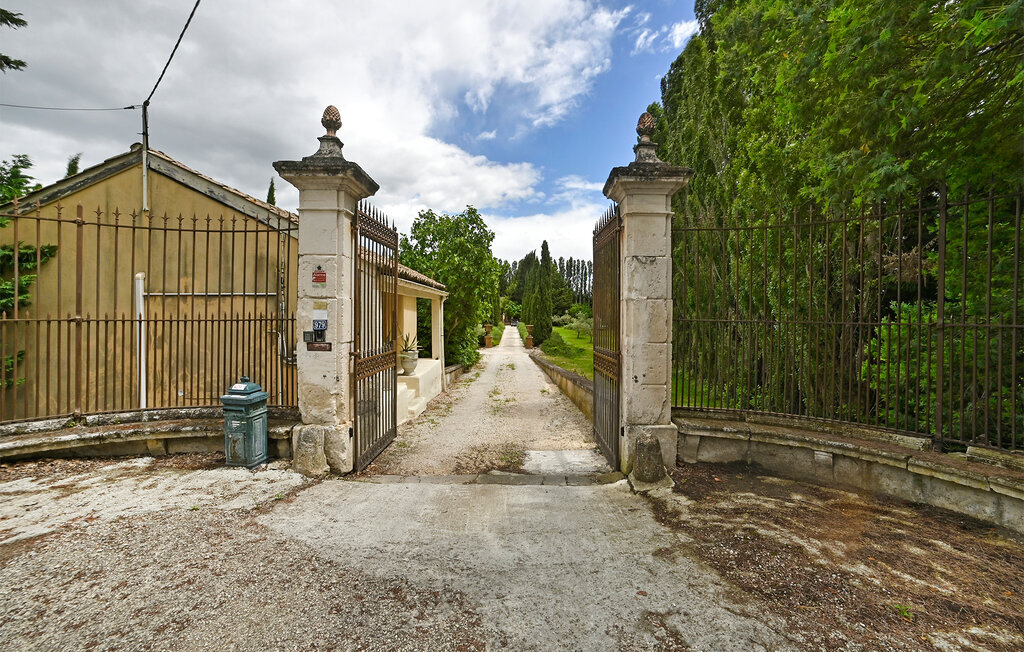 Château XVIIIe avec piscine et parc à Pont-Saint-Esprit - Photo 19