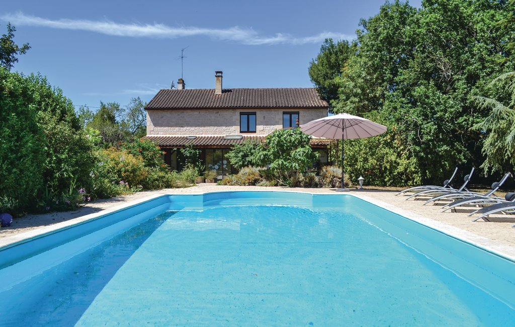 Maison Rivier : piscine et bois privé à Flaujac-Poujols - Photo 1