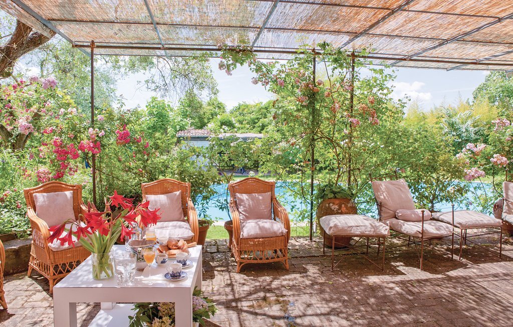 Villa Amato à Morlupo : 7 chambres, piscine 162 m² - Photo 5