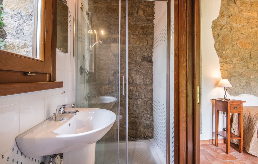 Villa Luna, maison d'ermitage rénovée en Tuscie - Photo 23