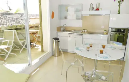 Maison mitoyenne en centre-ville avec terrasse sur toit : photo 9