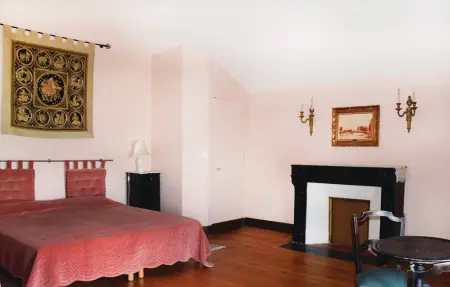 Maison du 12ème siècle avec vue sur vignes et château : photo 20