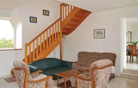 Maison 9 personnes à Tredarzec - Photo 1