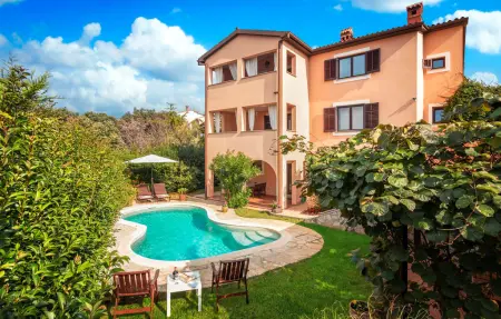 Location appartement à Pula