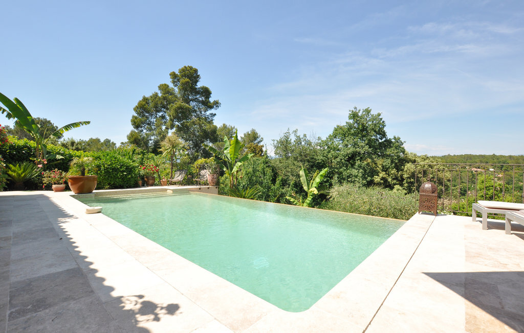 Maison 3 chambres vue piscine à Bagnols en Forêt - Photo 7