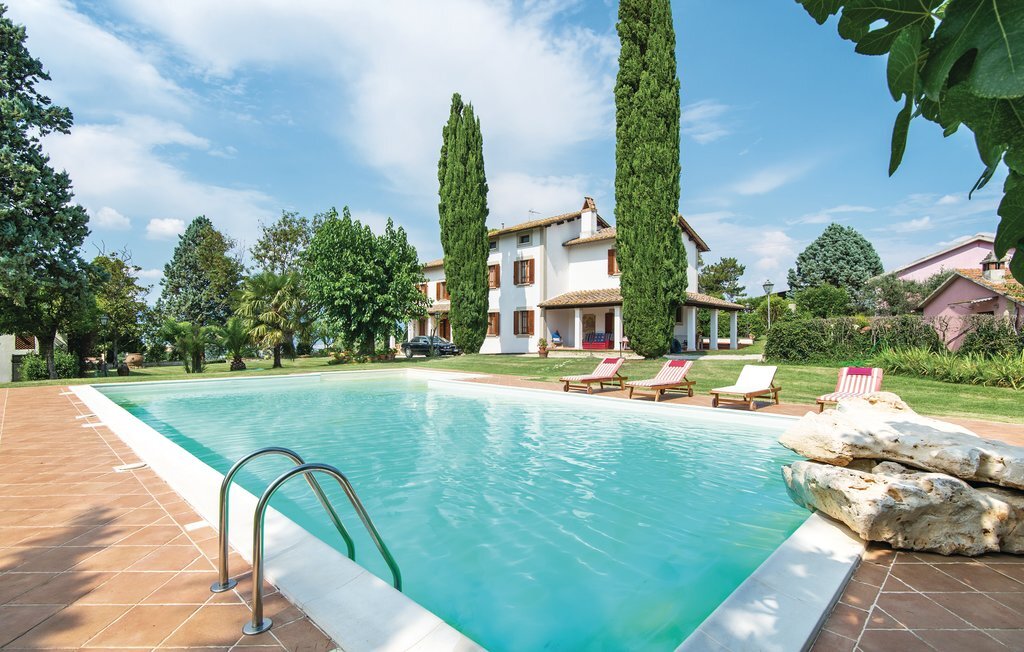 Villa S.Angelo, maison XVIIIe siècle avec piscine à Collescipoli - Photo 1