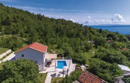 Maison 6 personnes à Gornje Tucepi - Photo 1