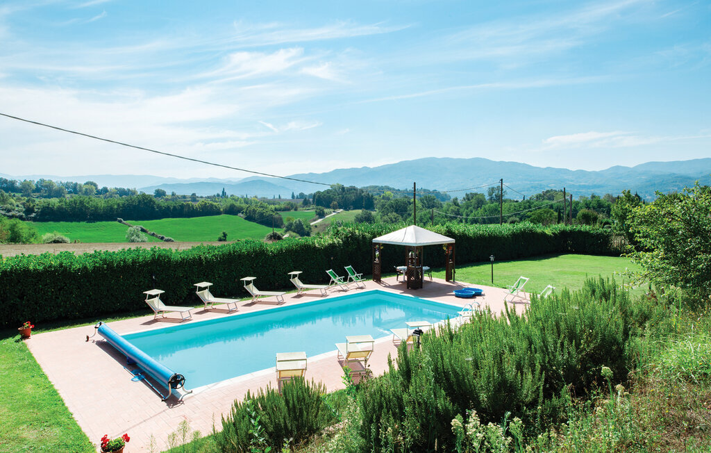 Villa Vezzano, maison 16 pers. avec piscine à Vicchio - Photo 1