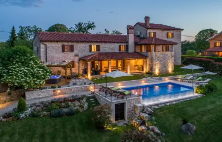 Location maison à Tinjan