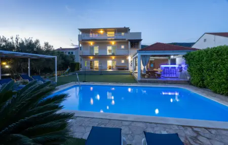 Maison 14 personnes à Kastel Luksic - Photo 12