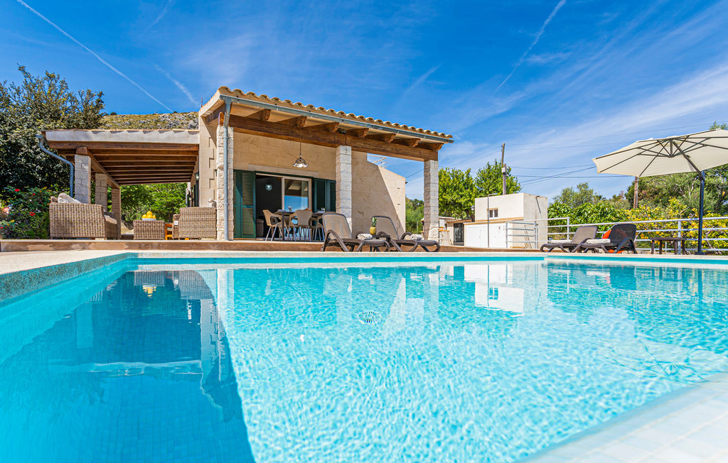 Finca de plain-pied avec piscine à débordement, Alcudia - Photo 1