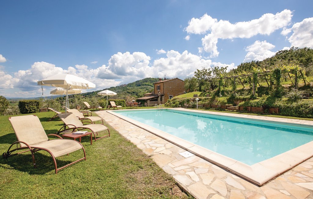 Maison Bozzanino, 10 pers., piscine et vue sur Volterra - Photo 1