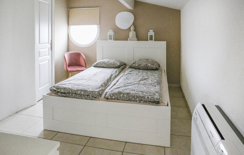 Maison contemporaine avec piscine privée à Rochefort - Photo 16
