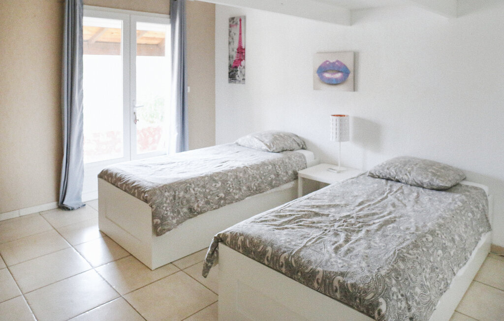 Maison contemporaine avec piscine privée à Rochefort - Photo 17