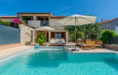 Maison 8 personnes à Maslenica - Photo 1