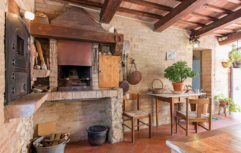 La Capannina, maison toscane avec terrasse à Siena - Photo 12