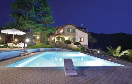Maison 6 chambres avec piscine privée à Camaiore : photo 11