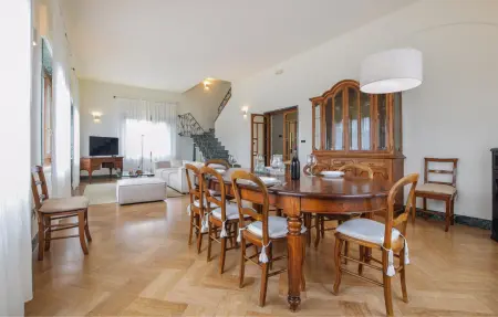 Maison 6 chambres avec piscine privée à Camaiore : photo 16