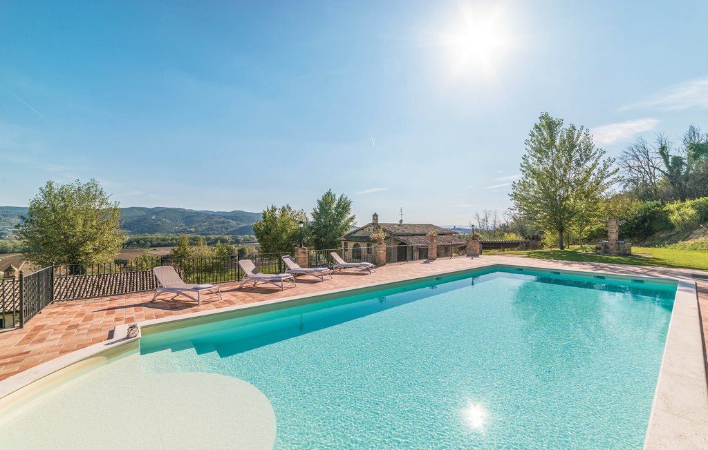 Il Vigneto – Maison 8 personnes, piscine & vue Assise - Photo 1