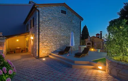 Location maison de vacances à Barban