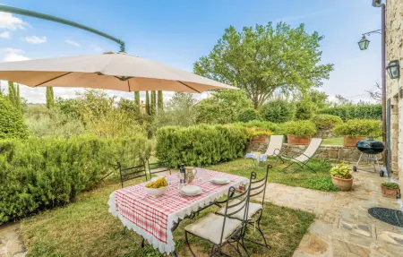 Casa di Sotto, appartement médiéval avec piscine près de Todi : photo 2