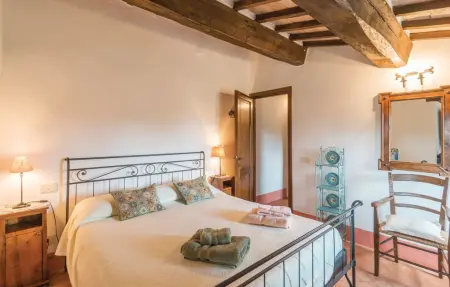 Casa di Sotto, appartement médiéval avec piscine près de Todi : photo 4