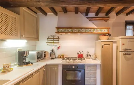 Casa di Sotto, appartement médiéval avec piscine près de Todi : photo 17
