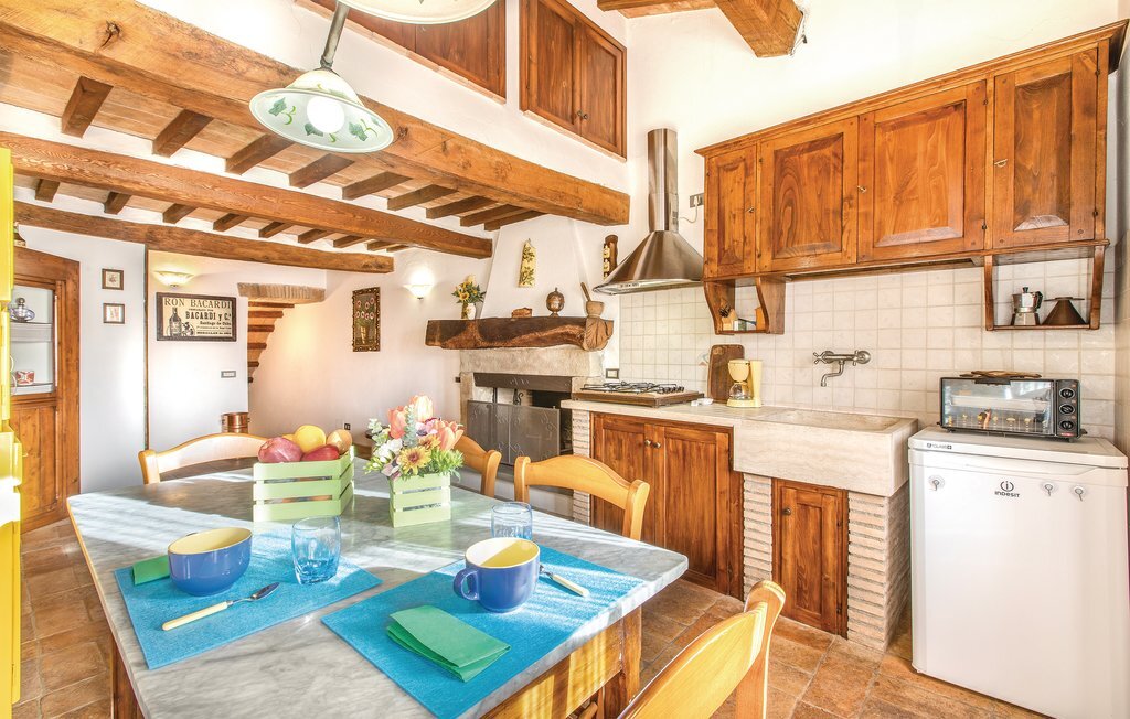Appartement Longino à Baschi, cœur du vieux bourg - Photo 8