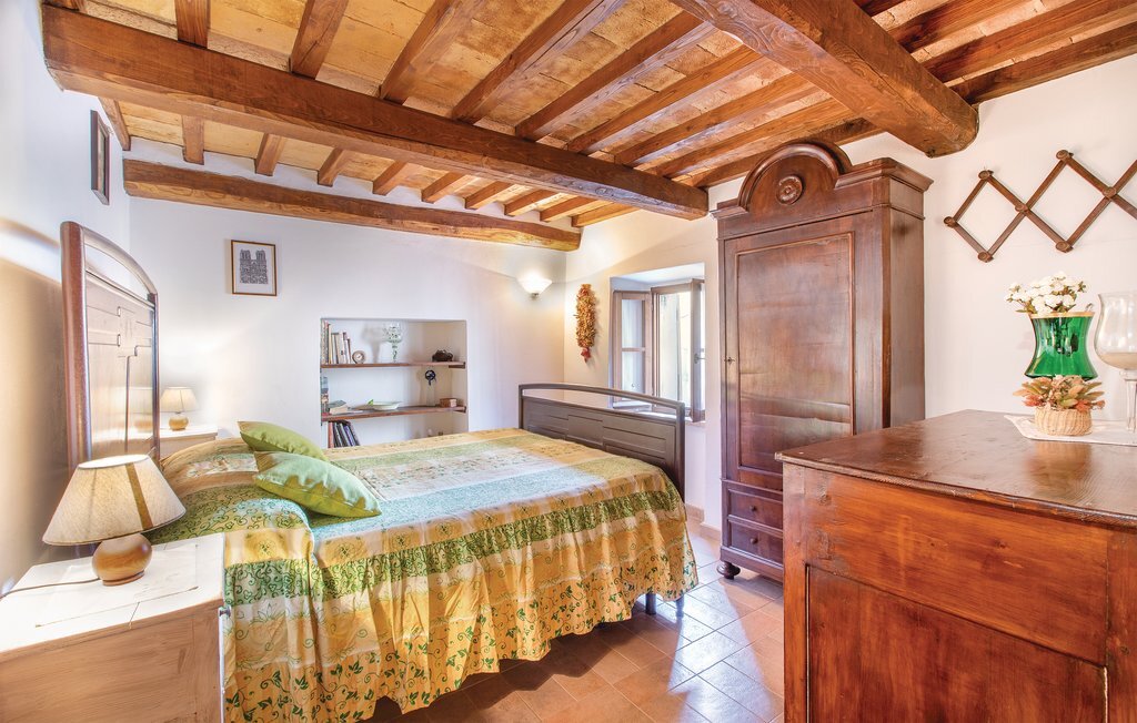 Appartement Longino à Baschi, cœur du vieux bourg - Photo 10