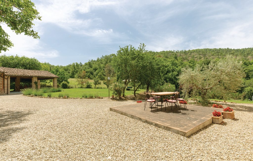 Studio 30 m² en ferme ombrienne avec piscine partagée - Photo 5