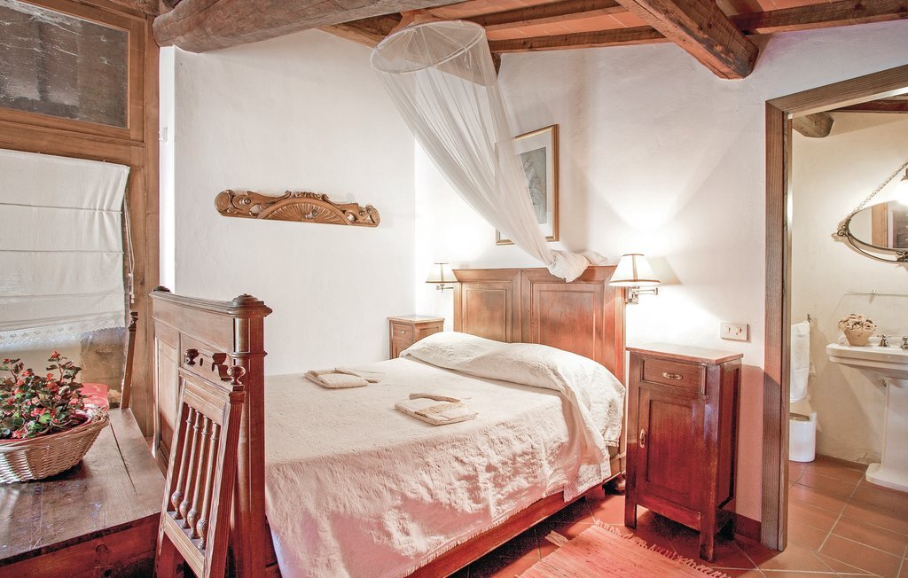 Calistemo, ancienne grange en Chianti avec piscine - Photo 6