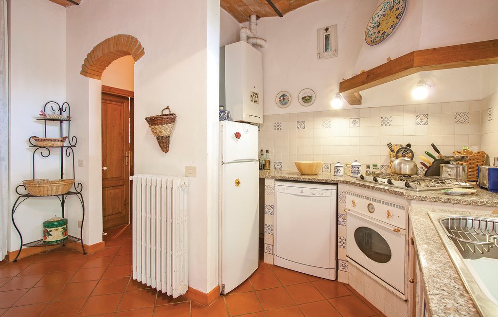 Calistemo, ancienne grange en Chianti avec piscine - Photo 16