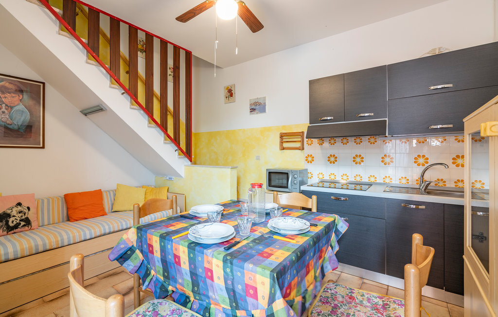 Maison mitoyenne Pigne, 200 m de la plage - Photo 6