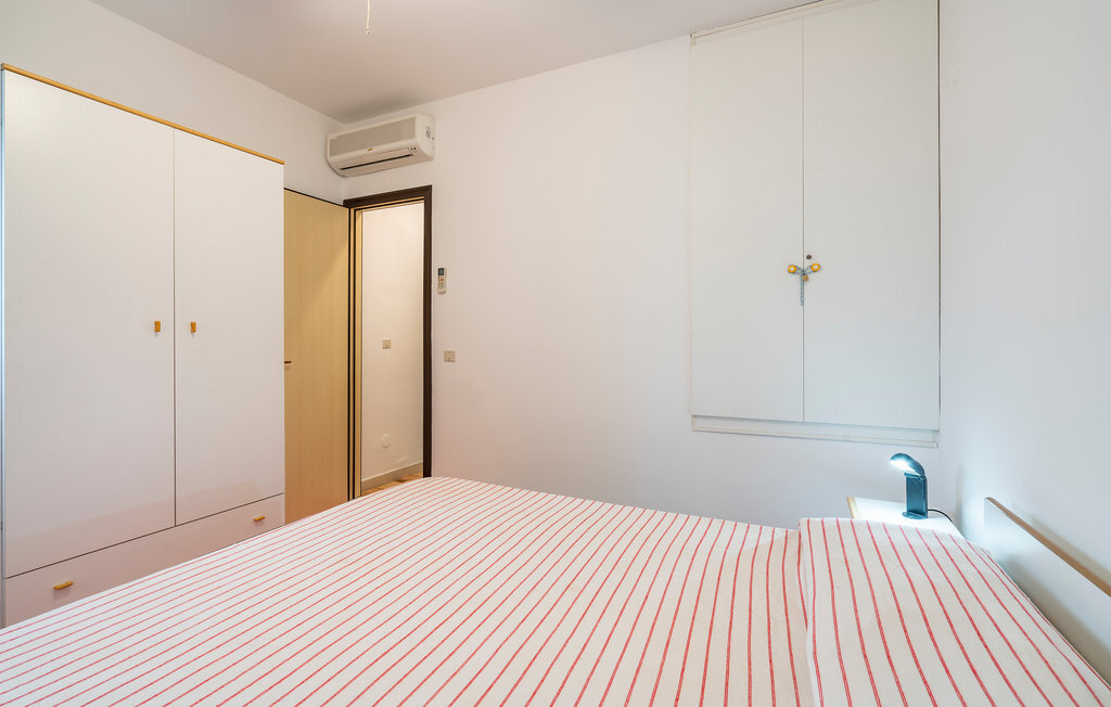 Maison mitoyenne Pigne, 200 m de la plage - Photo 8