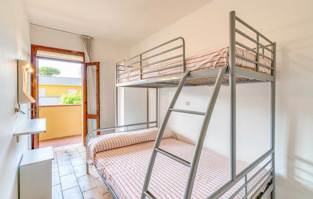 Maison mitoyenne Pigne, 200 m de la plage - Photo 9
