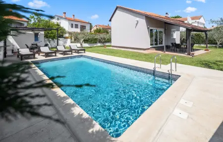 Location maison à Valbandon