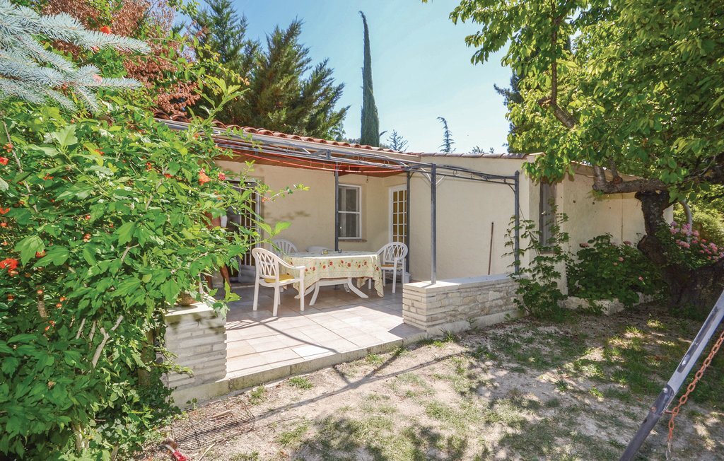 Maison 40m² au pied du Mont Ventoux avec piscine - Photo 1