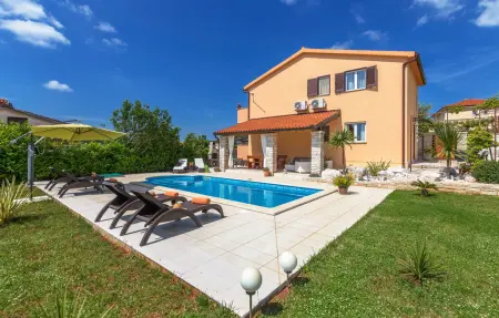 Location maison à Barban