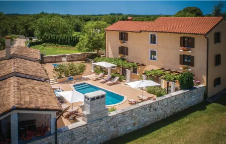 Location maison à Tinjan