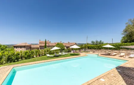 Lorenzo, appartement 6 pers. à Todi avec piscine : photo 8