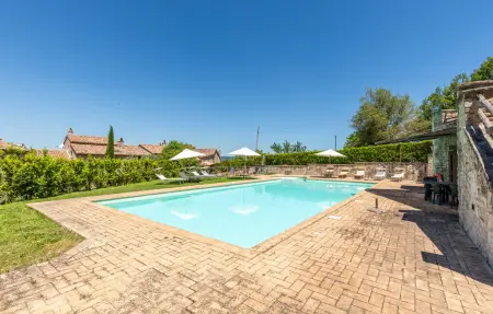 Lorenzo, appartement 6 pers. à Todi avec piscine : photo 16
