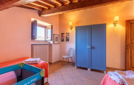 Lorenzo, appartement 6 pers. à Todi avec piscine : photo 35