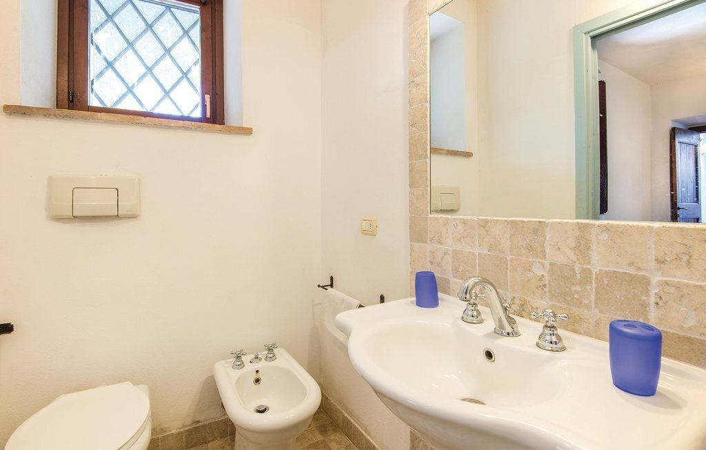 Appartement pierre XVIIe siècle avec vue piscine, San Vito in Monte - Photo 17