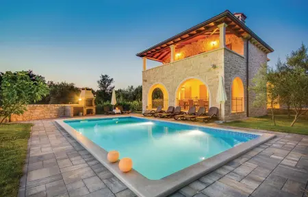 Location maison à Turcic