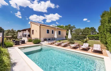 Location maison à Liznjan