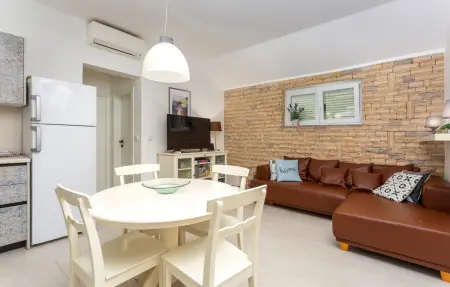 Maison 5 personnes à Njivice - Photo 2