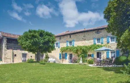 Ancienne ferme 12 personnes avec piscine d'eau salée à Suaux : photo 3
